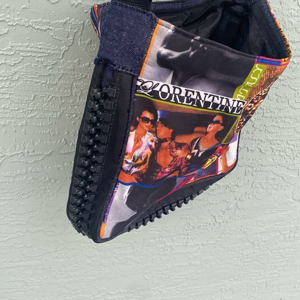 Cross Body Purse - Picture 6 of 15